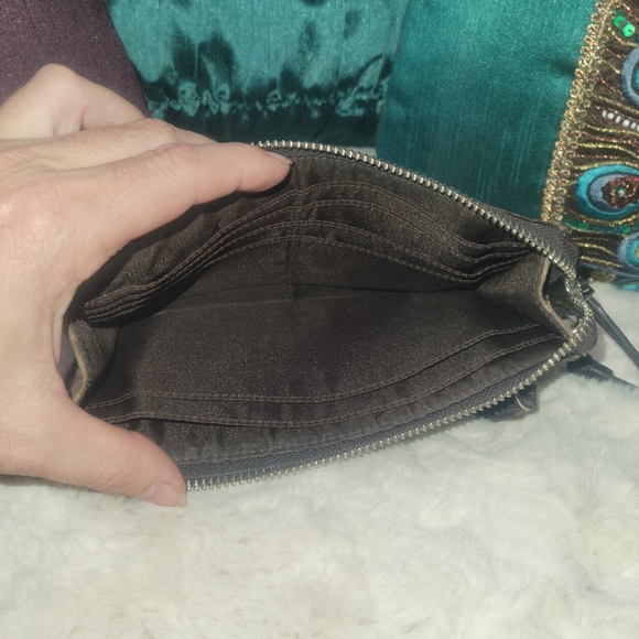 Vintage COACH Wristlet - Picture 4 of 7